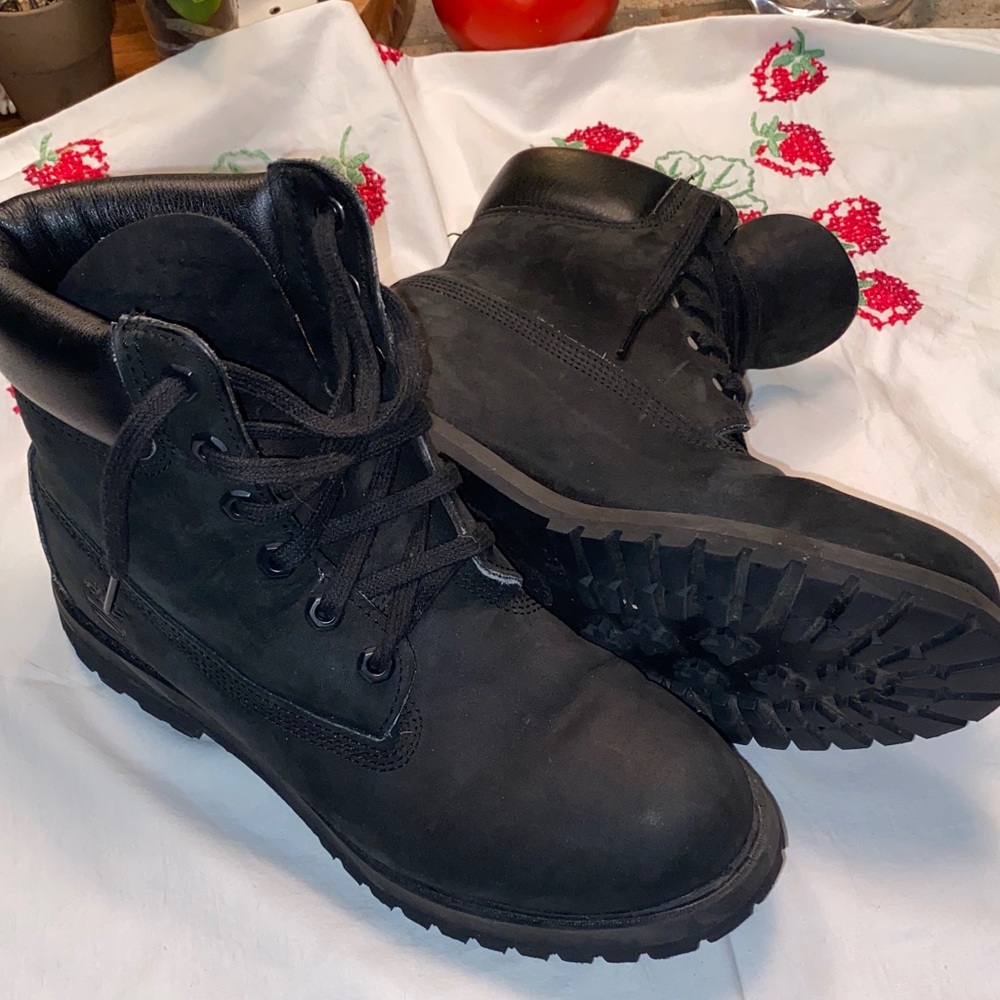 Timberland Women's Black Lace-Up Boots